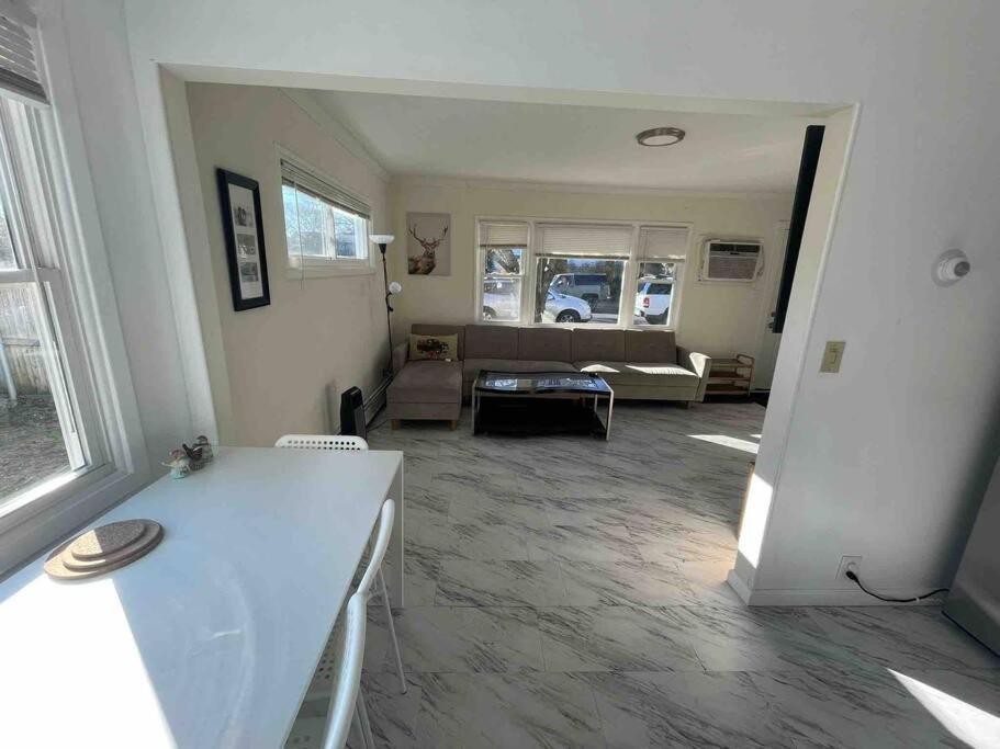 Villa Entire 3bdr W/parking, Backyard, Firepit, Bbq Nueva York